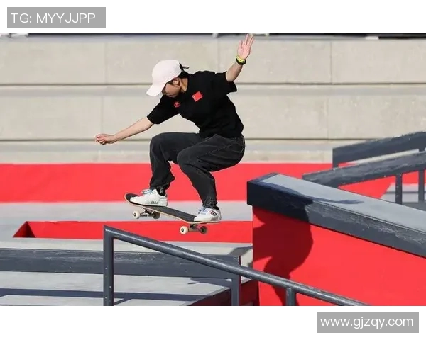 上海滑板队在运动滑板力量排行榜中荣获第六名展现出强大实力与潜力 上海滑板队在运动滑板力量排行榜中荣获第六名展现出强大实力与潜力