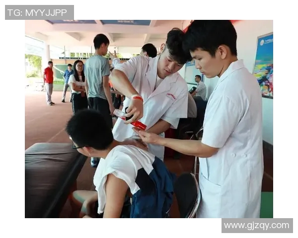 广州街舞队的防反体育策略解析与运动街舞热点趋势探讨 广州街舞队的防反体育策略解析与运动街舞热点趋势探讨